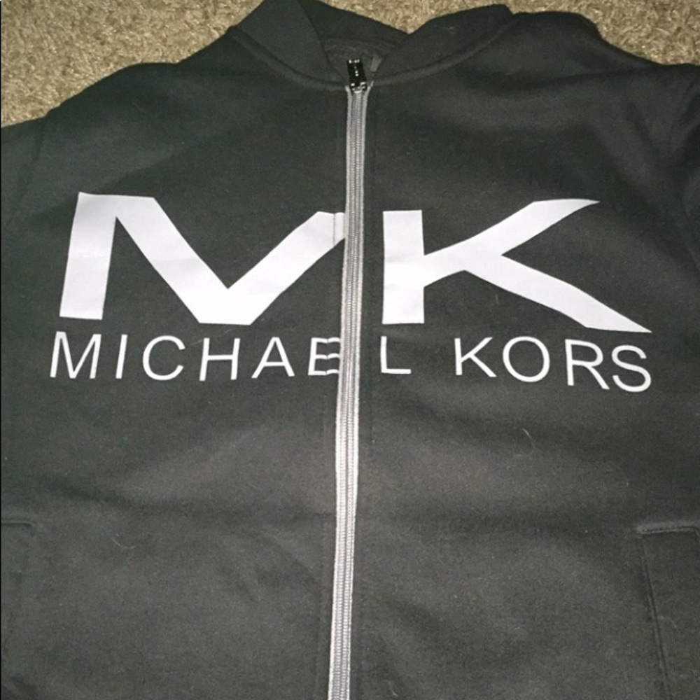 Michael Kors - Picture 1 of 1